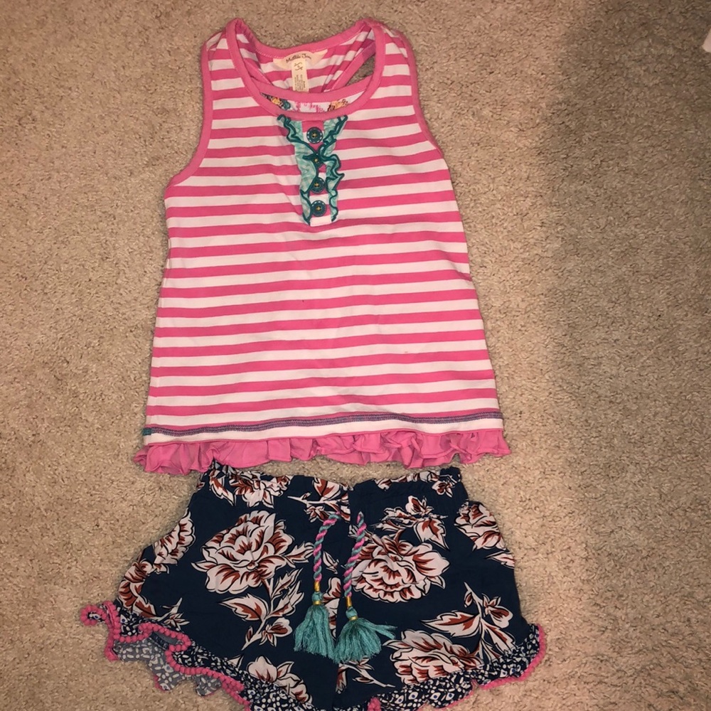 Matilda Jane girls shorts and tank.